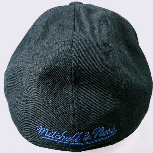 Mitchell & Ness Oilers Fitted 7 - Picture 2 of 2